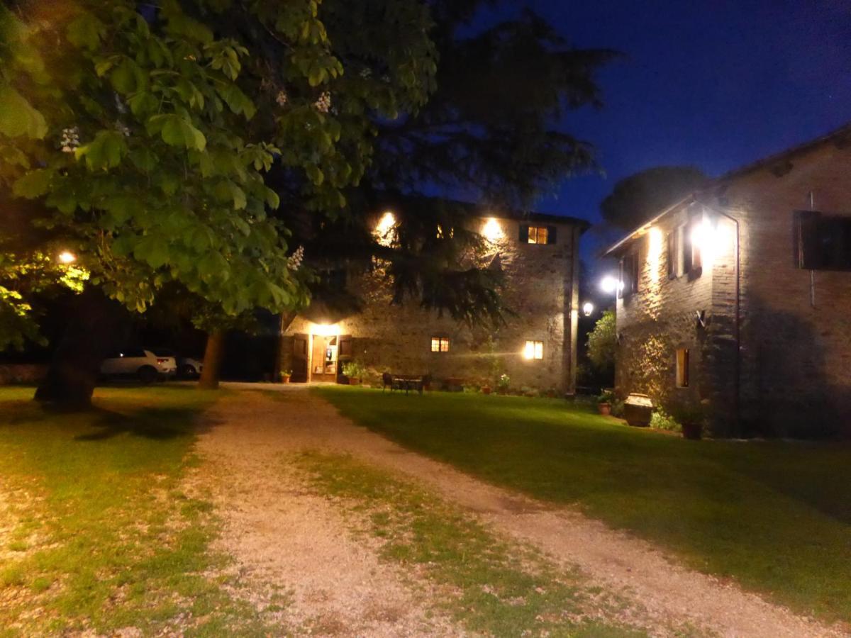 Country House La Casa Paterna Monte Santa Maria Tiberina Extérieur photo